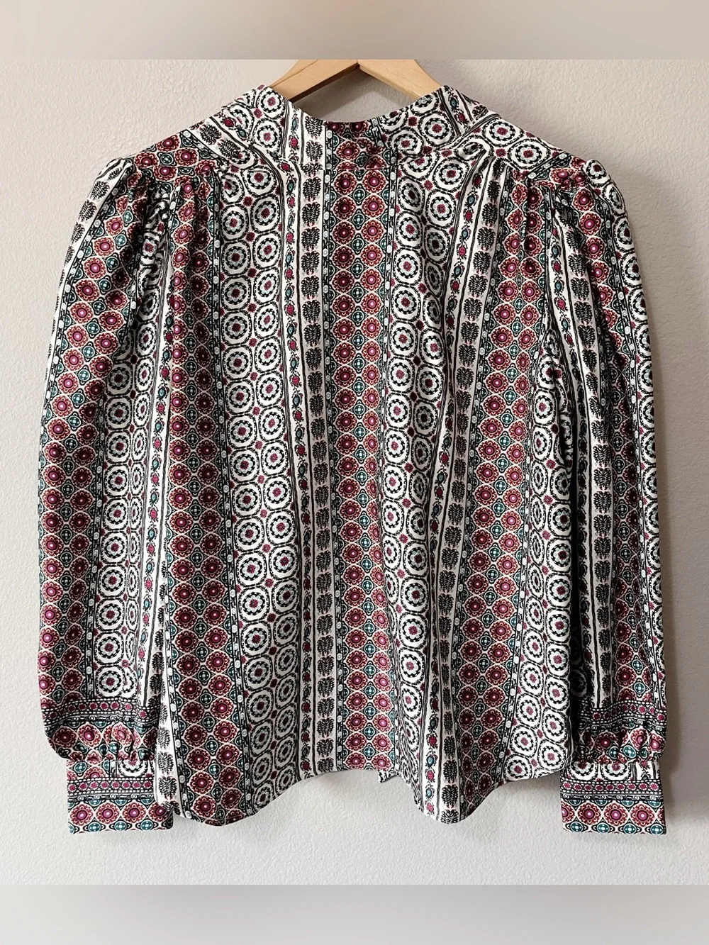 Ann Taylor LOFT NWT Satin Geometric Print Blouse Puff Sleeve Tie Back XS Petite